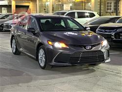 تۆیۆتا کامری